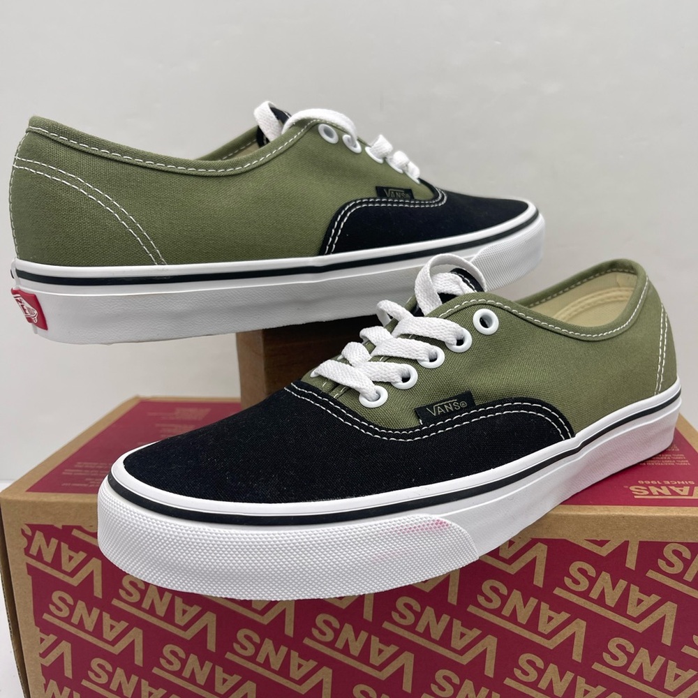 Vans Men’s Authentic
Pop Loden Green
VN000BW5ZBF Sneakers - Picture 12 of 16